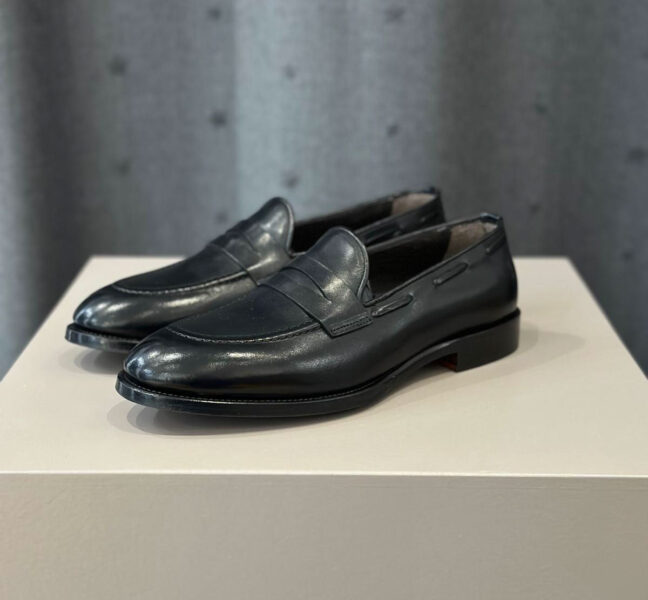 Mocassins en cuir noir
